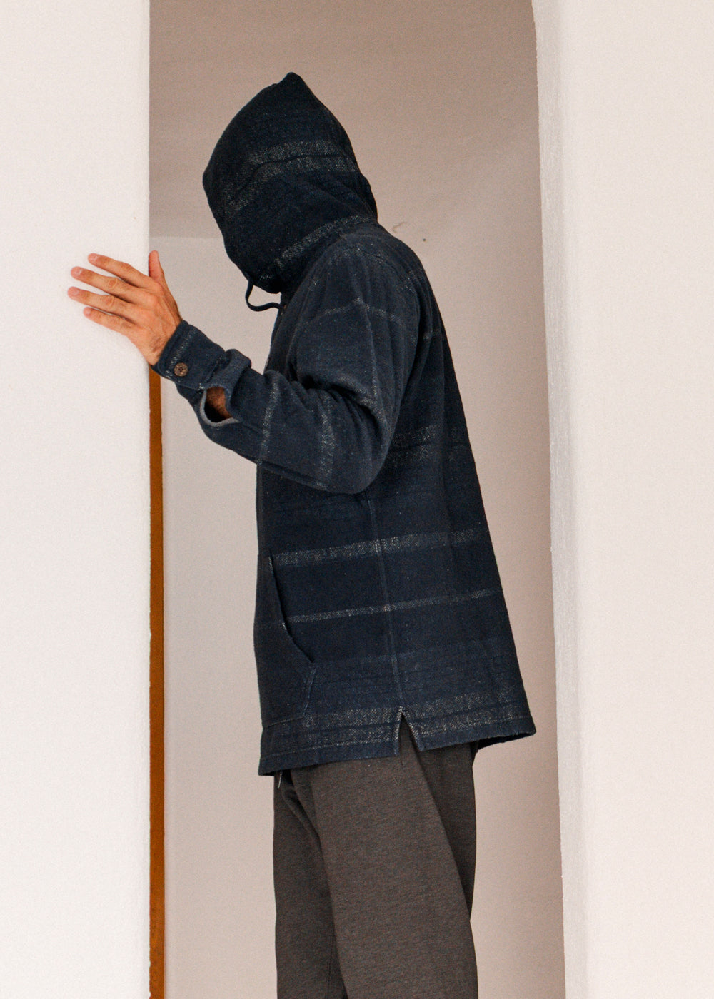 Descanso Heavy Hooded Popover image 2