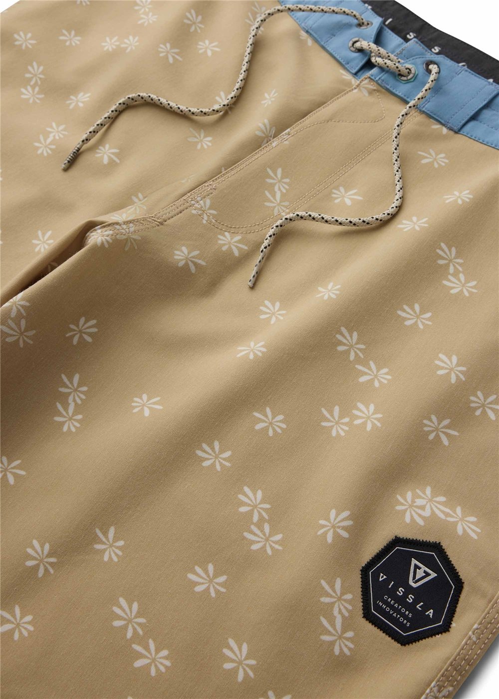 In Bloom 18.5" Boardshort image 4