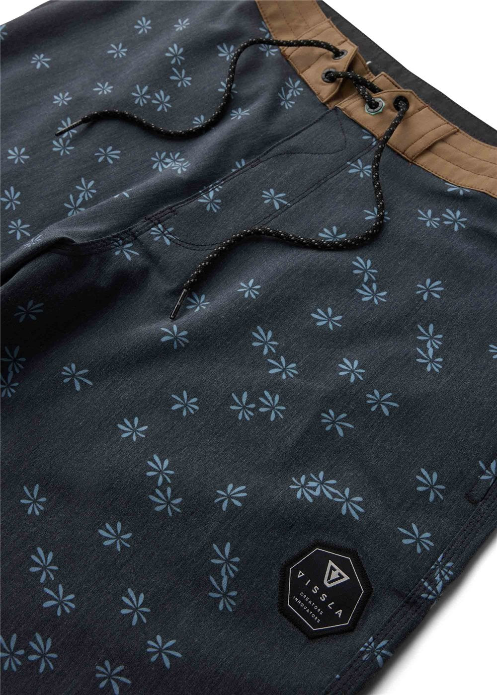 In Bloom 18.5" Boardshort image 4