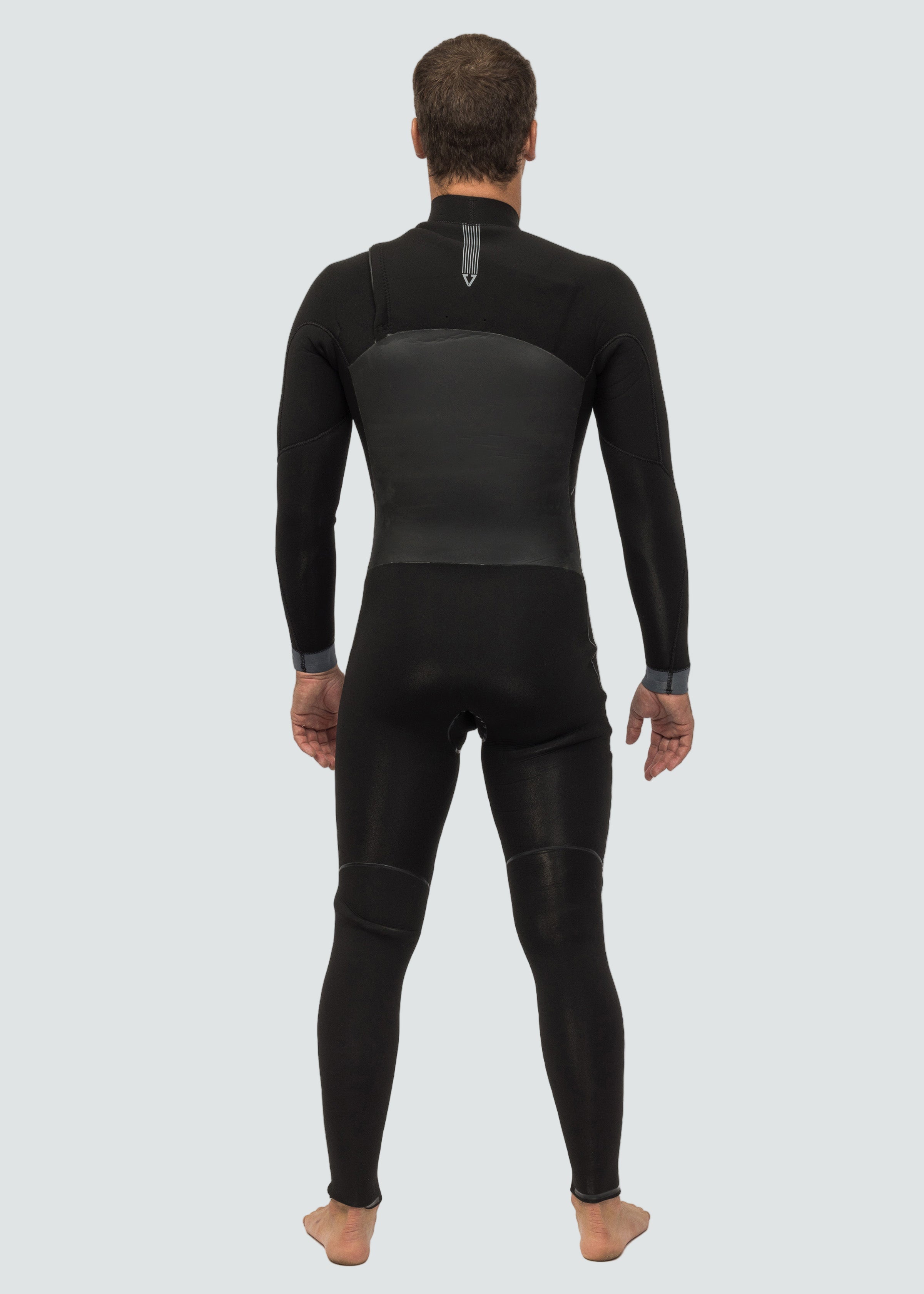 North Seas 4-3 Full Chest Zip Wetsuit image 2