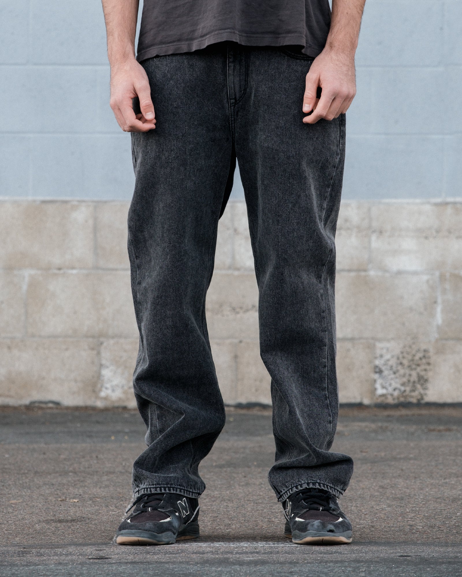 Let Loose 5 Pocket Jean image 2